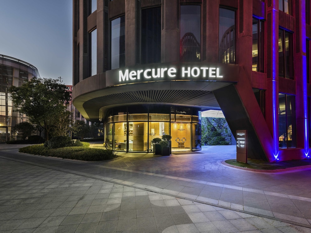 Mercure Shanghai Hongqiao Railway Station 30/37