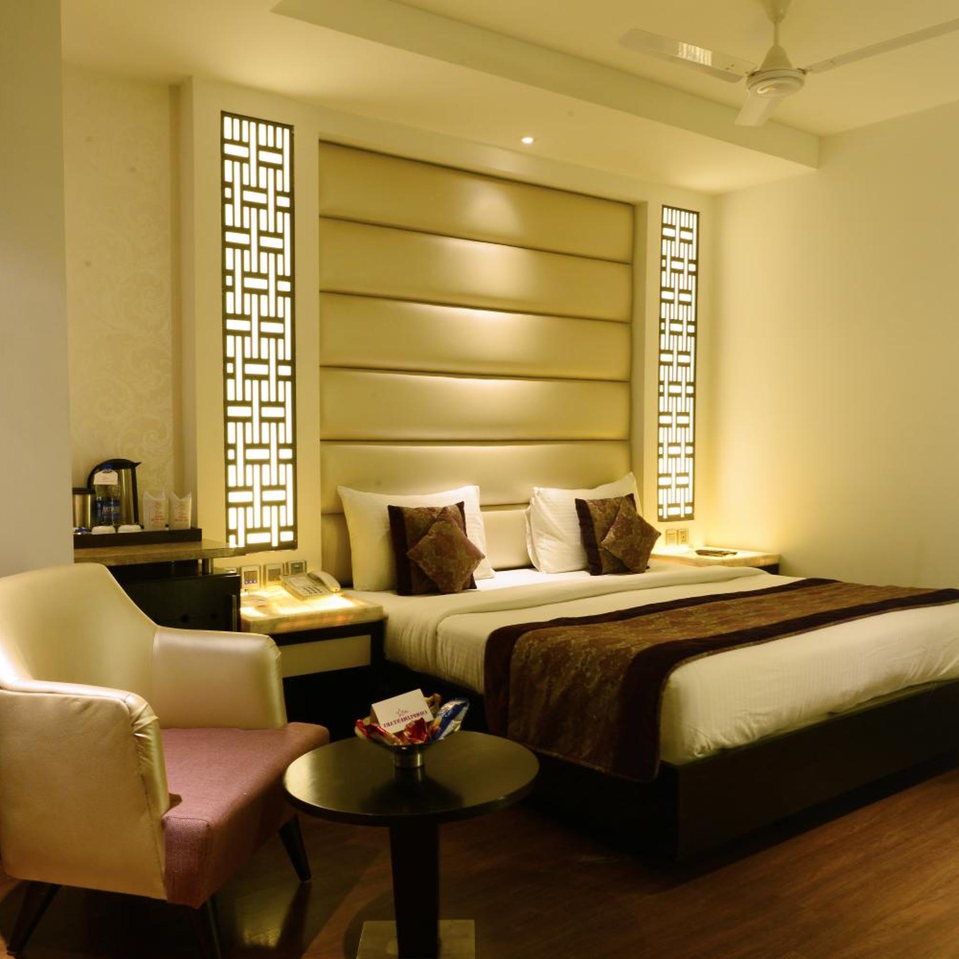 Chanchal Deluxe 38/58