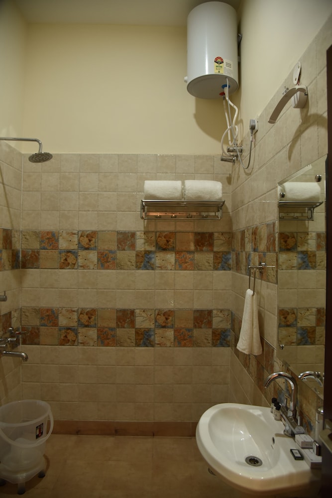 Mastiff Hotel Palampur 56/56