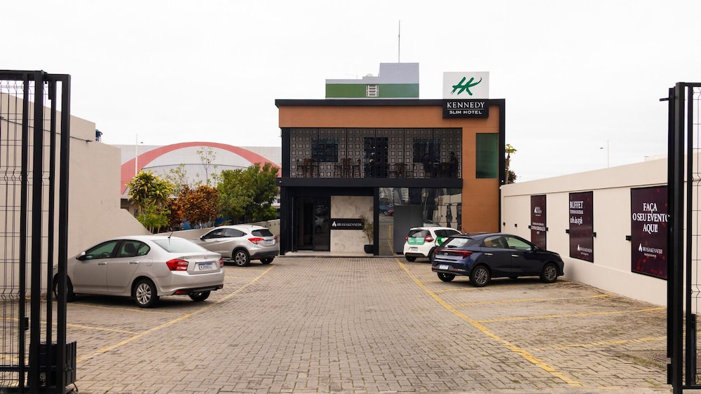 KENNEDY SLIM HOTEL 59/63