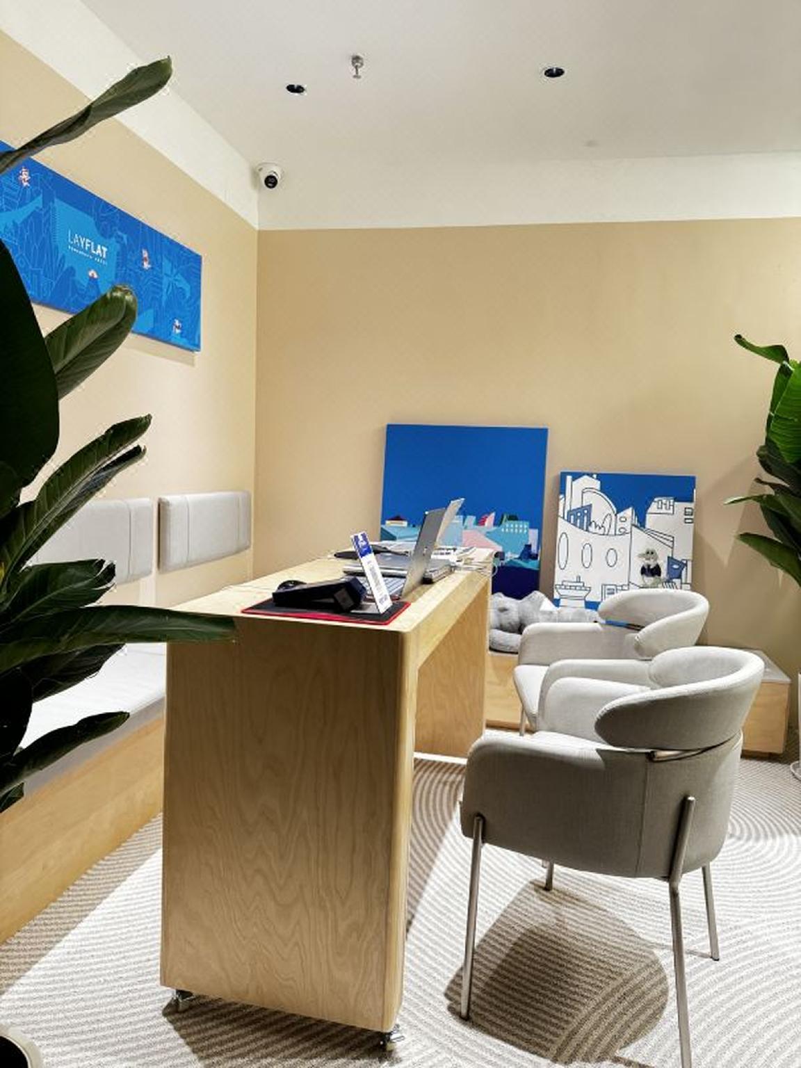 LAYFLAT HOTEL 26/31