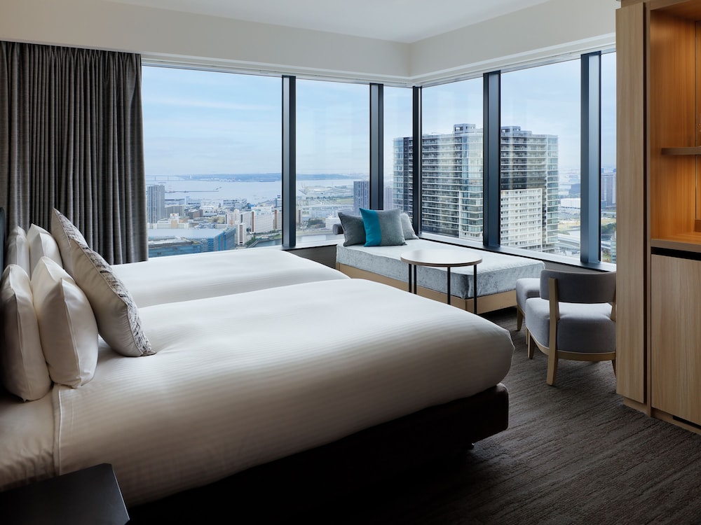 Deluxe, 3 Beds, 2 Beds, with View, Bathtub, Corner
