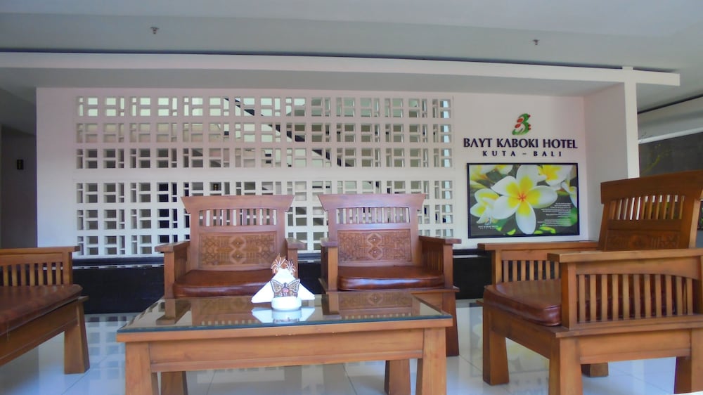 The Kanjeng Suites Kuta Galeria - Bali 6/56