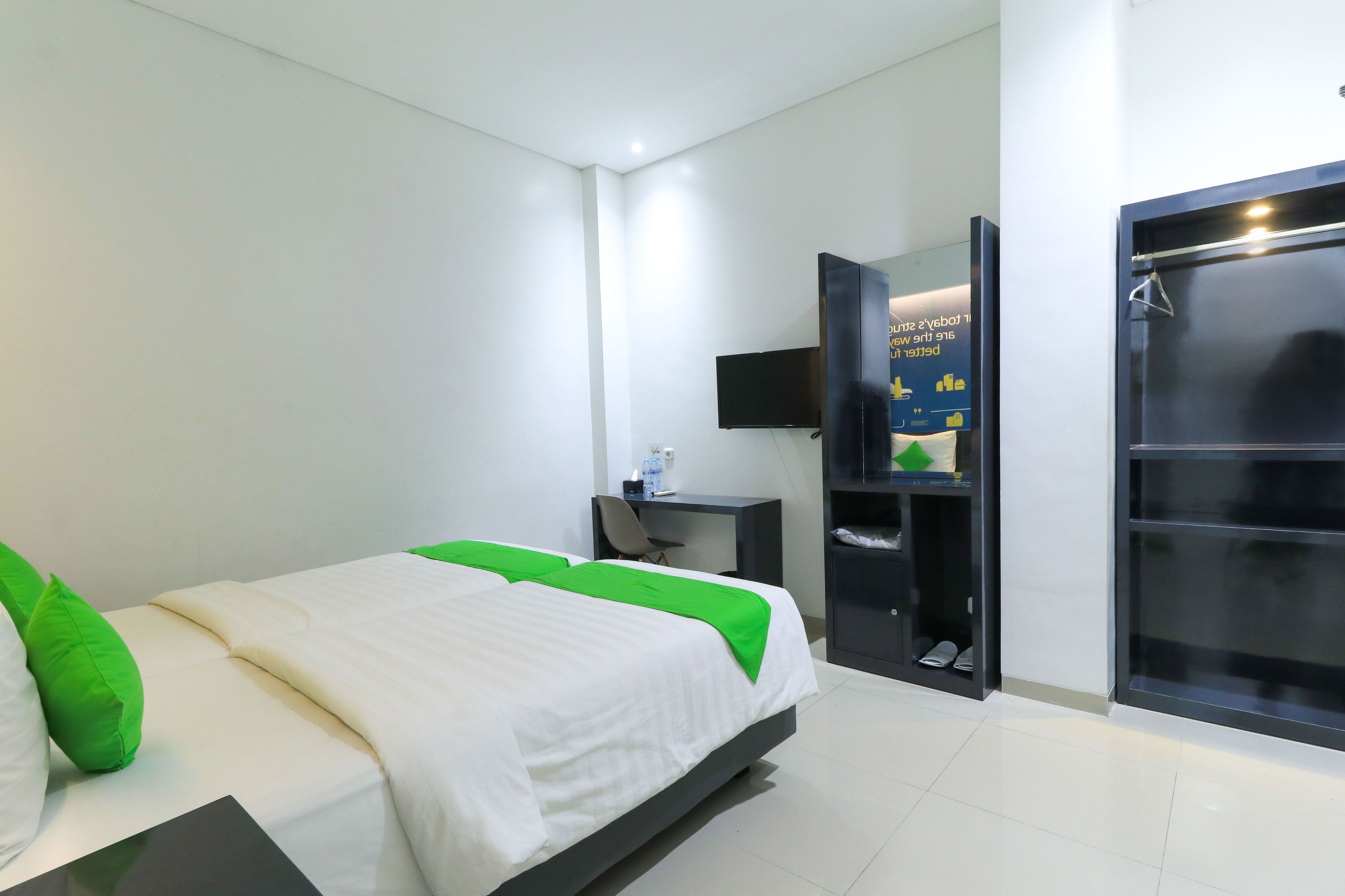 HOTEL BERLIAN INTERNATIONAL SURABAYA 32/47