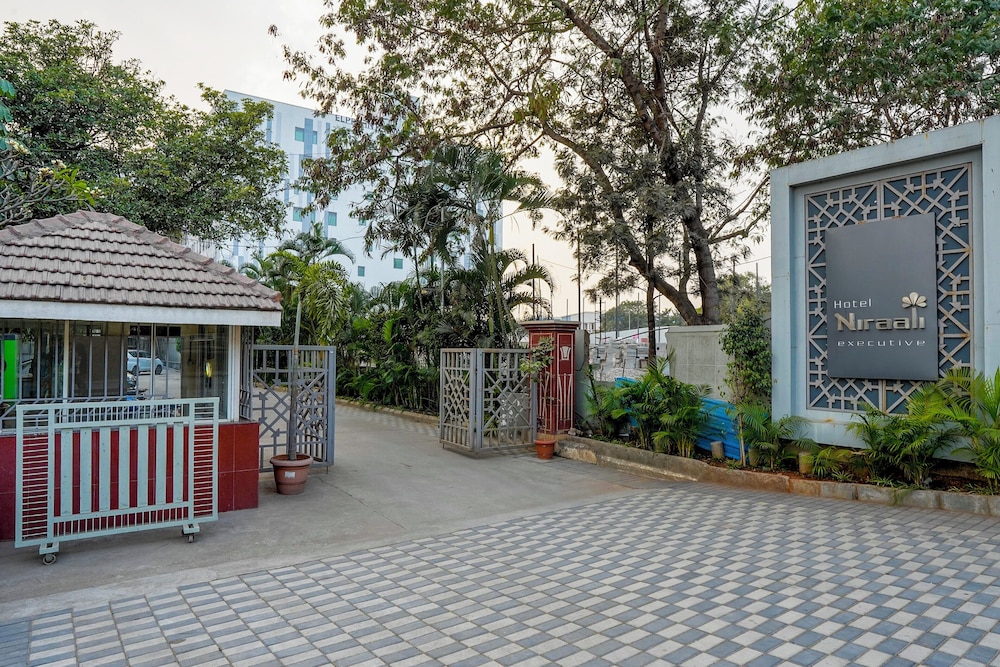Hotel Niraali Executive 59/65