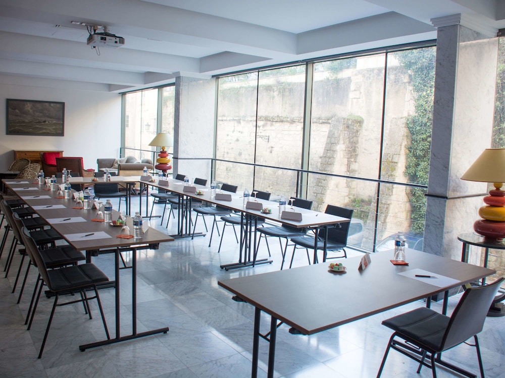 Ibis Perigueux Centre 40/45