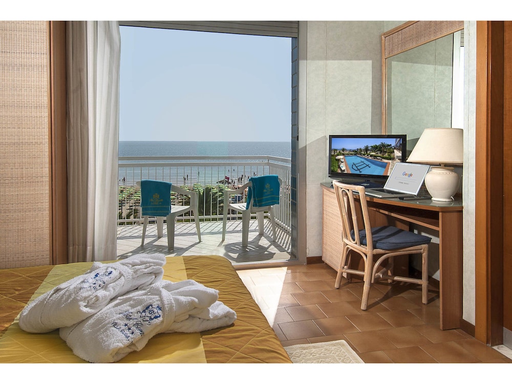 Corallo Hotel 32/57