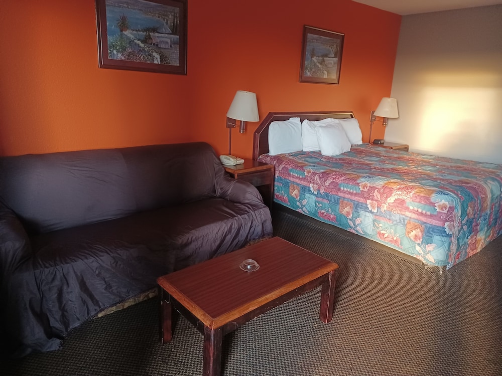 Americas Best Value Inn Suites Clarksdale 20/27