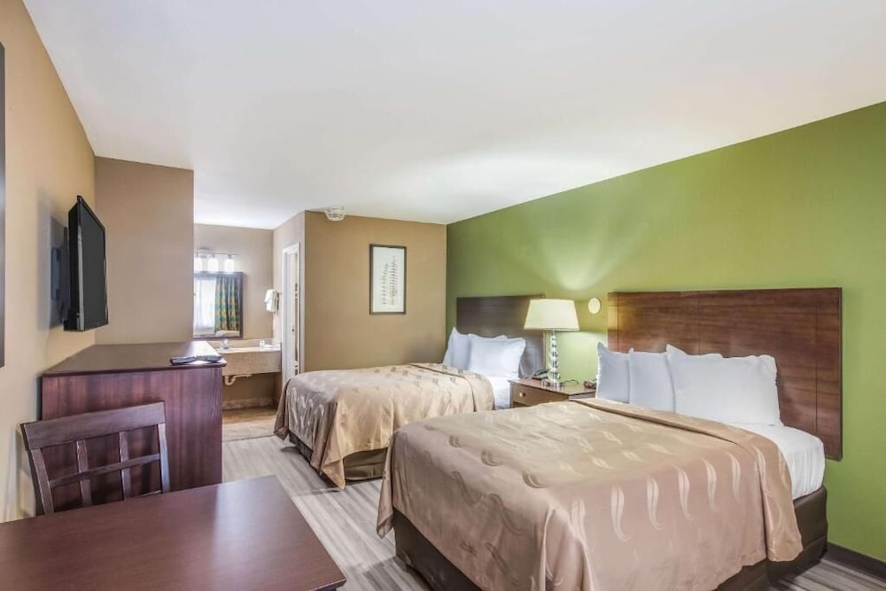 Premier Extended Stay 3/9