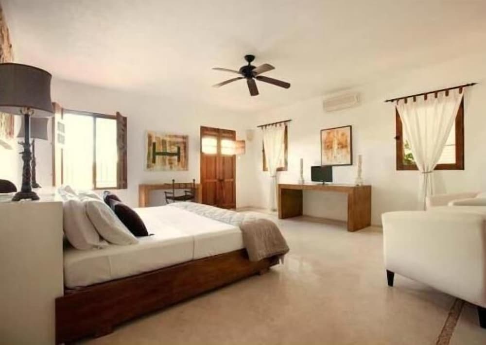 Hotel Hacienda Vip 13/50