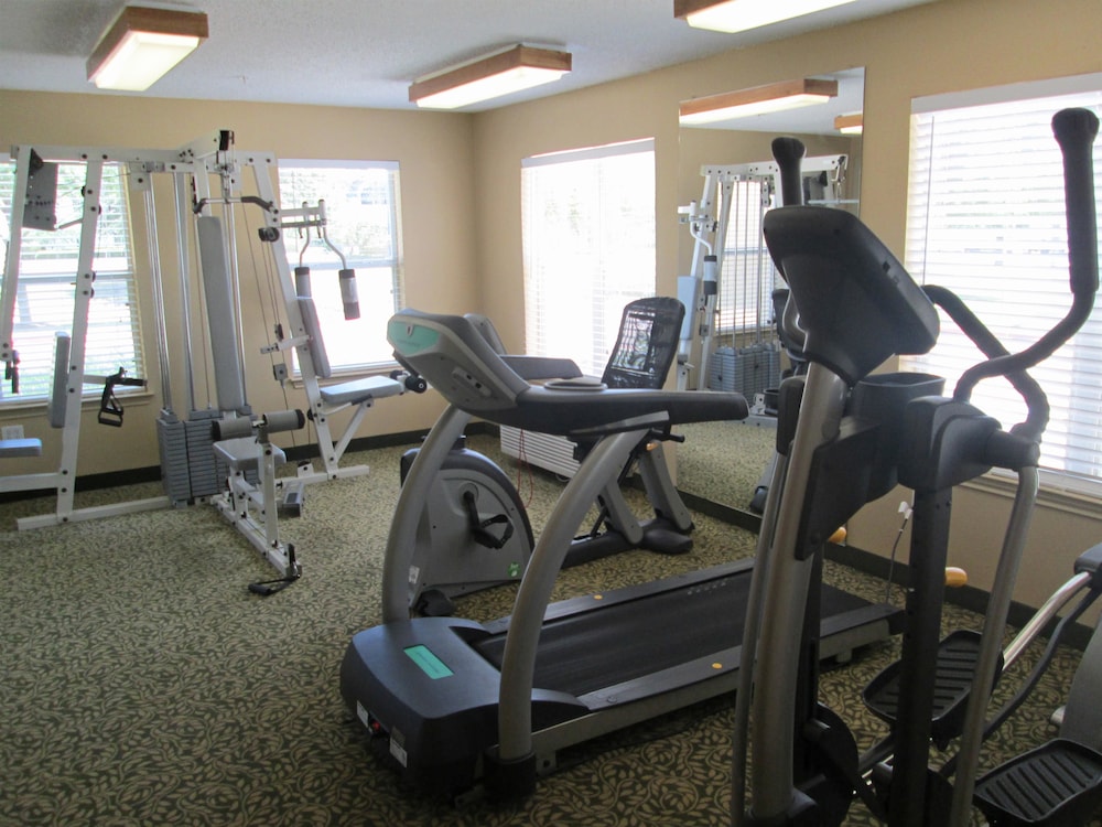Hawthorn Extended Stay by Wyndham Irving DFW North 45/69