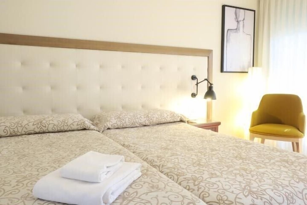 HOTEL PLAYA CANET 64/64
