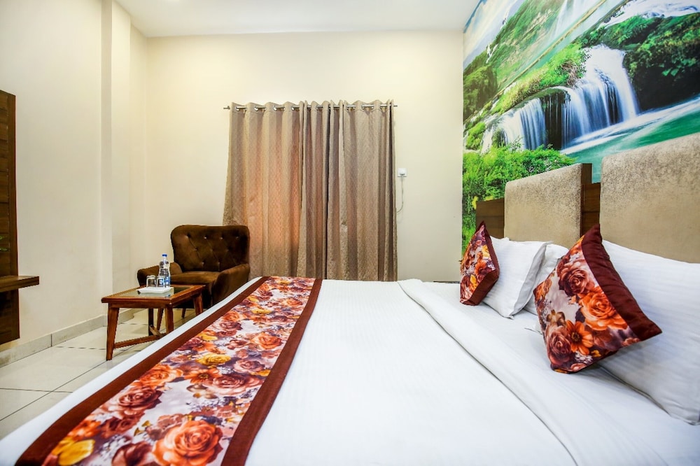 Hotel Karan Residency 31/50