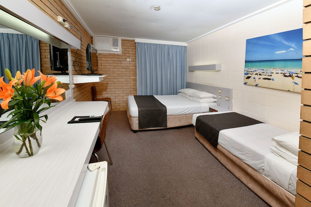 Burke And Wills Motor Inn 30/45