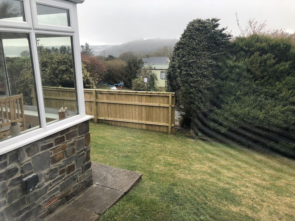 Pinewood B&amp;B 41/50