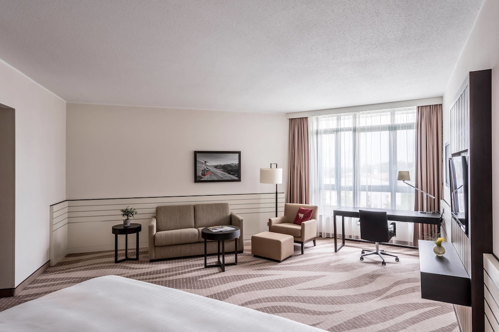 Munich Airport Marriott Hotel 20/80