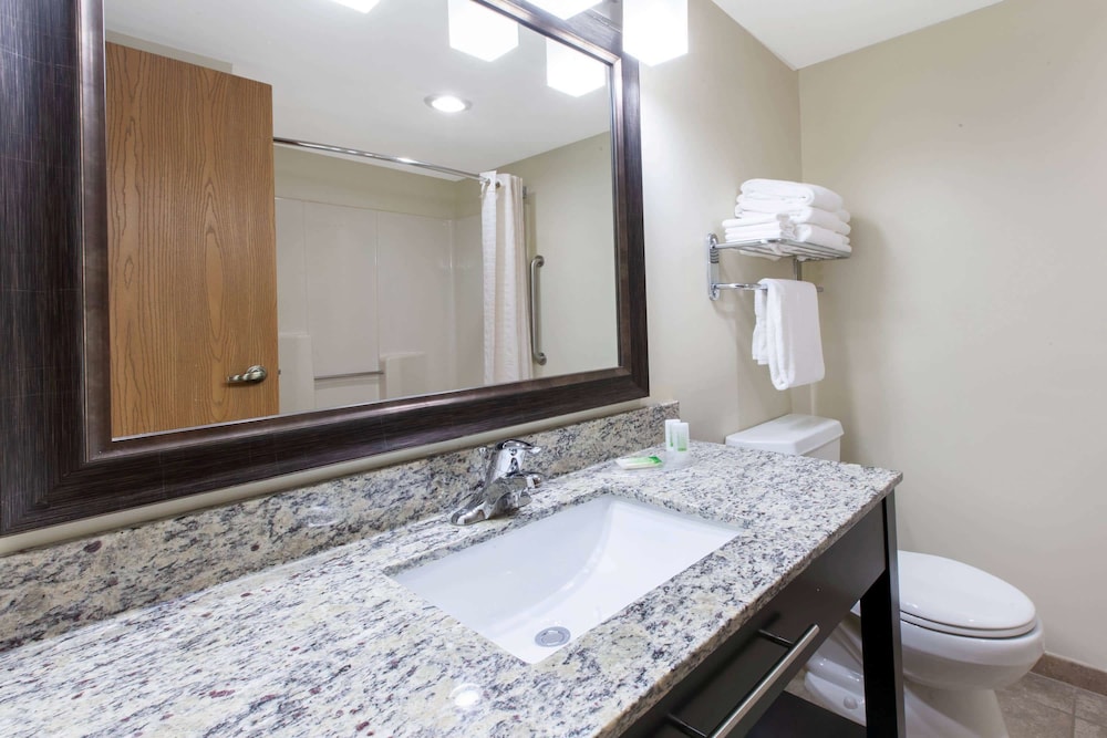 Americinn By Wyndham Silver City 11/41