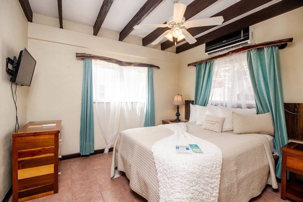 1 BEDROOM, CONDO, CLASSIC, OCEAN VIEW, BALCONY