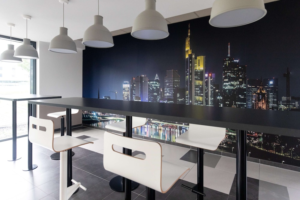 B B Hotel Frankfurt Airport 34/48