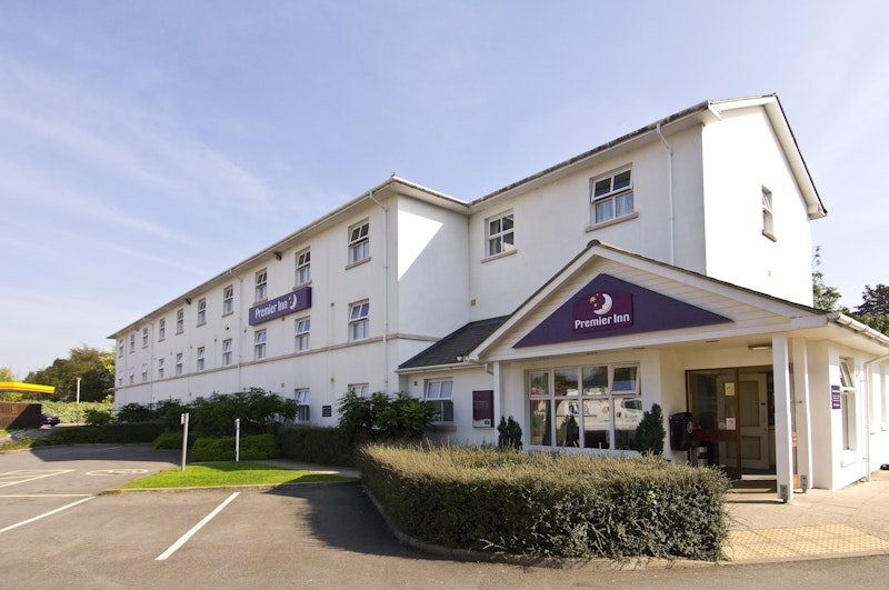 Premier Inn Cheltenham Central (West/A40) 9/24