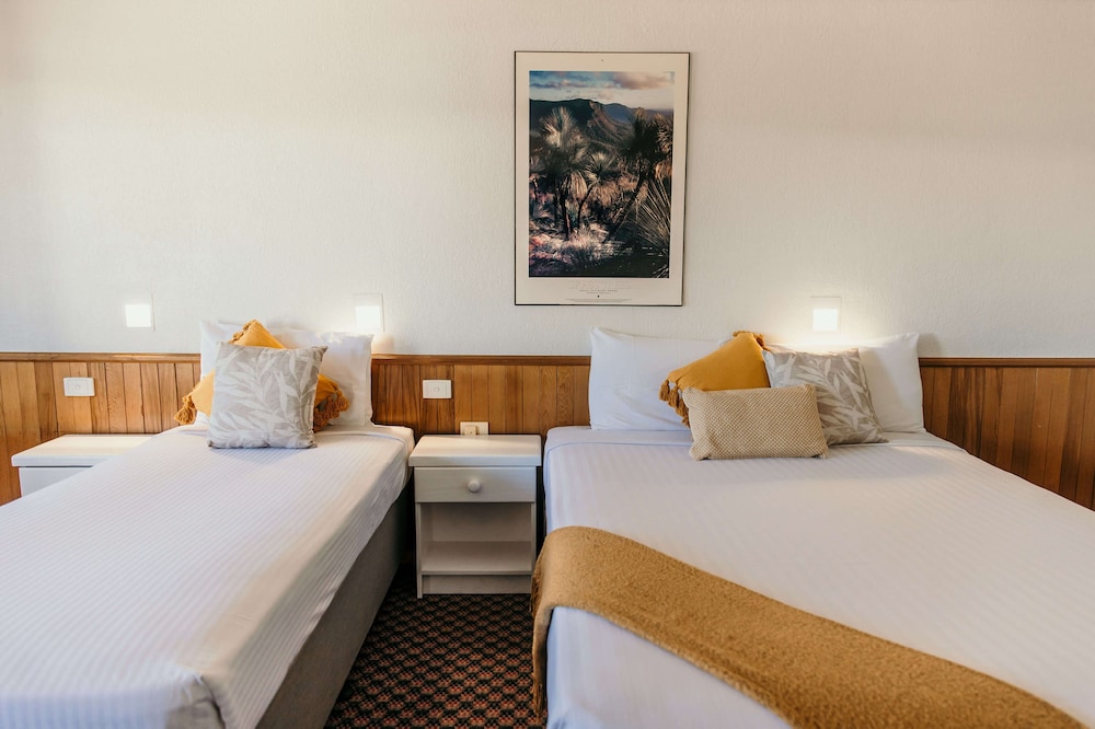 غرفة بسرير كينج وسرير فردي، Outback Motel Mt Isa 3/7