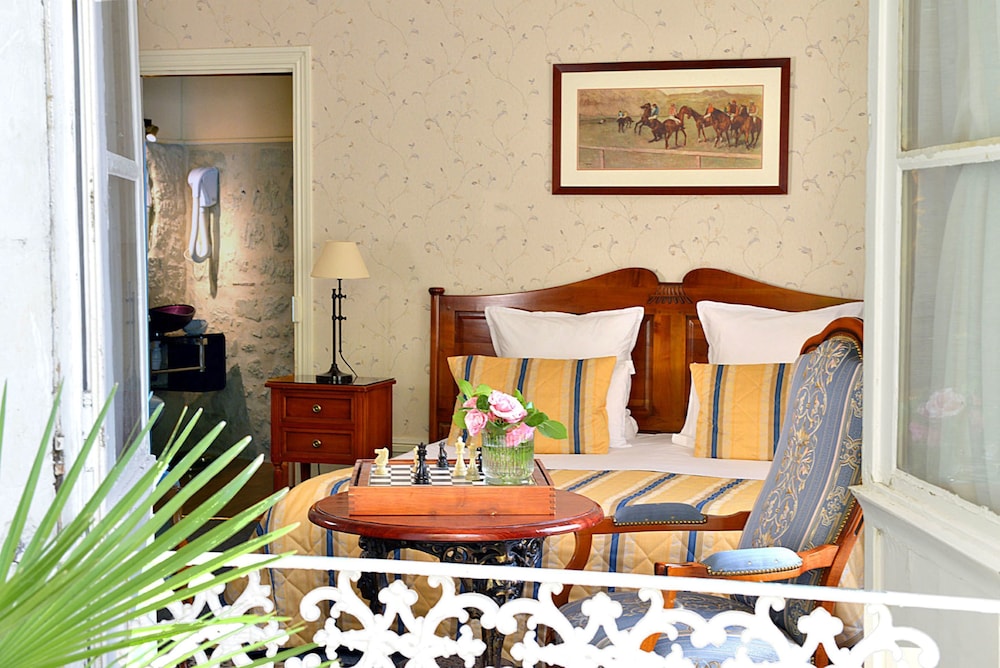 Citotel Le Plantagenet 54/65