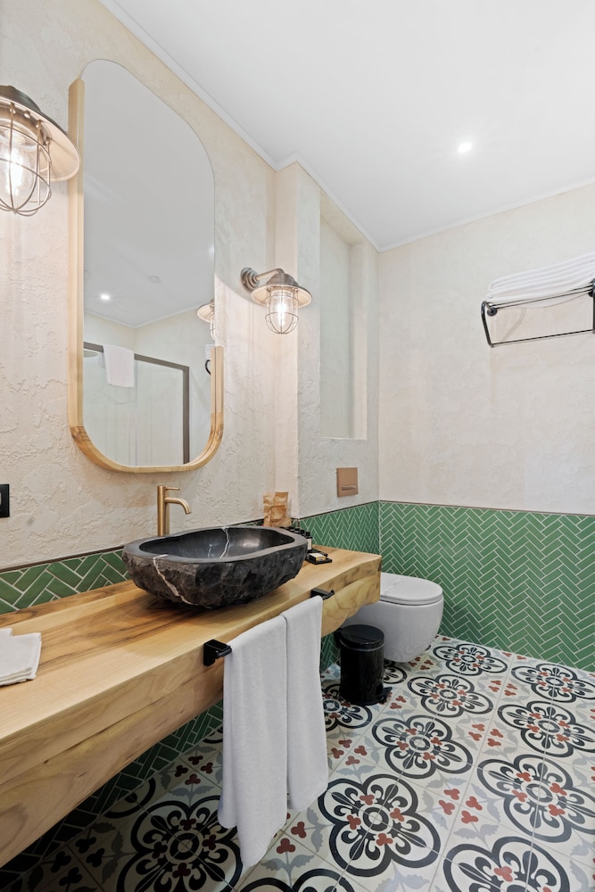 Belmondo Suites Old Town Antalya 43/50