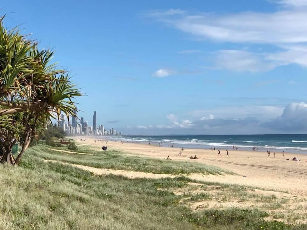 Nobby Beach Holiday Village 45/50