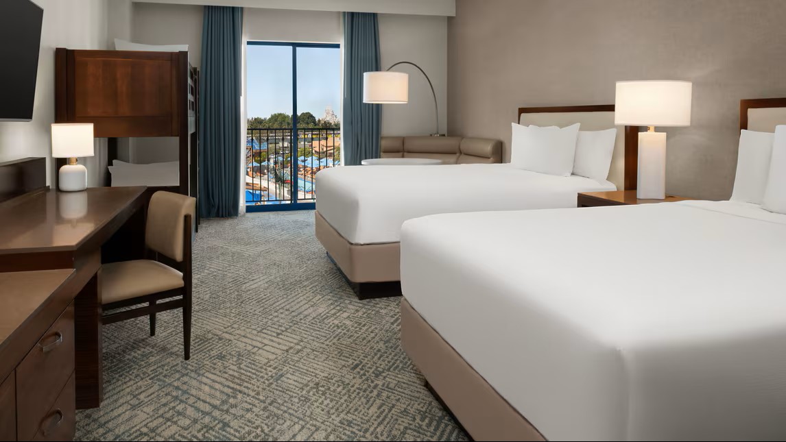 Room, 2 Queen Beds, Water Park View