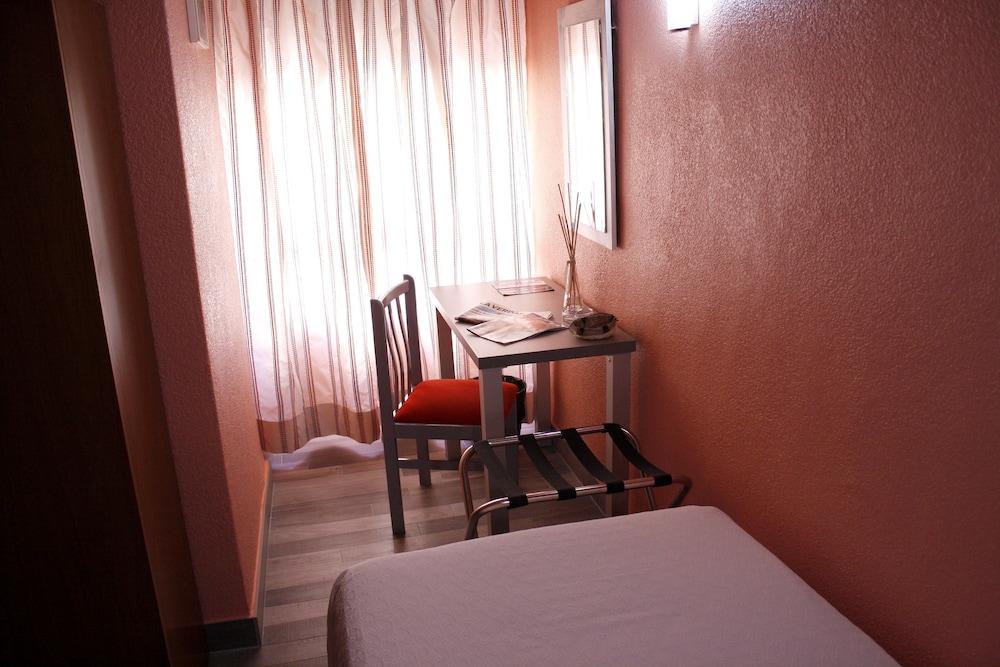 Hotel Universal Murcia 38/50