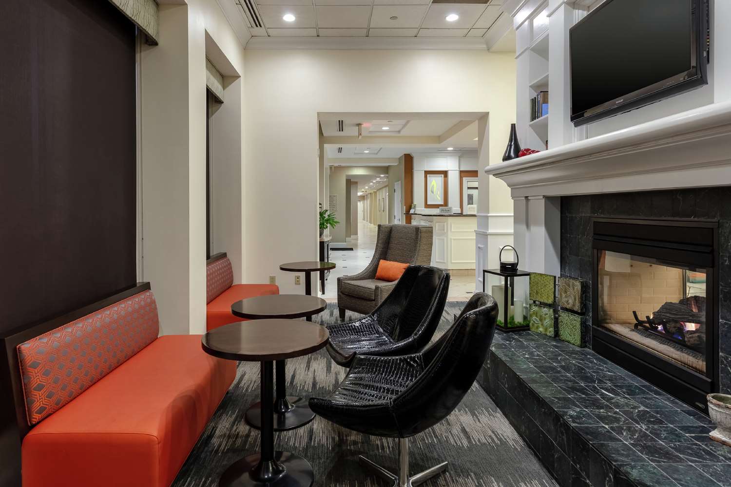 Hilton Garden Inn West I 65 Airport Blvd 28/30