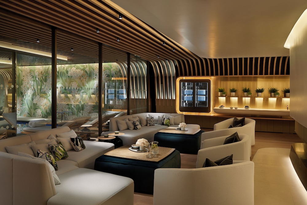 45 Park Lane Dorchester Collection 36/47