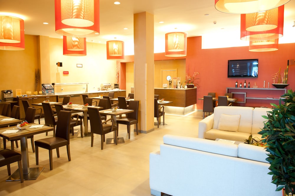 restaurant-cafeteria