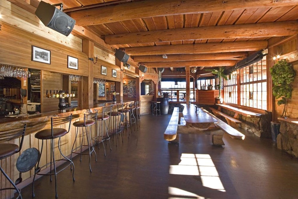 Powderhorn Chateau 67/75