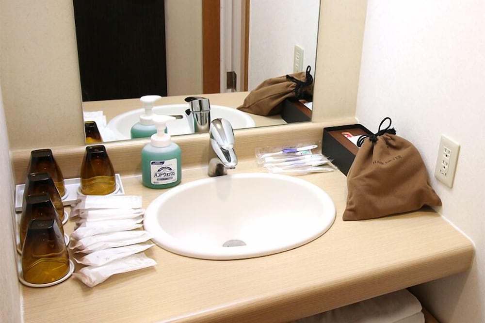 Lakeside Hot-Spring Hotel Kunibiki 26/34