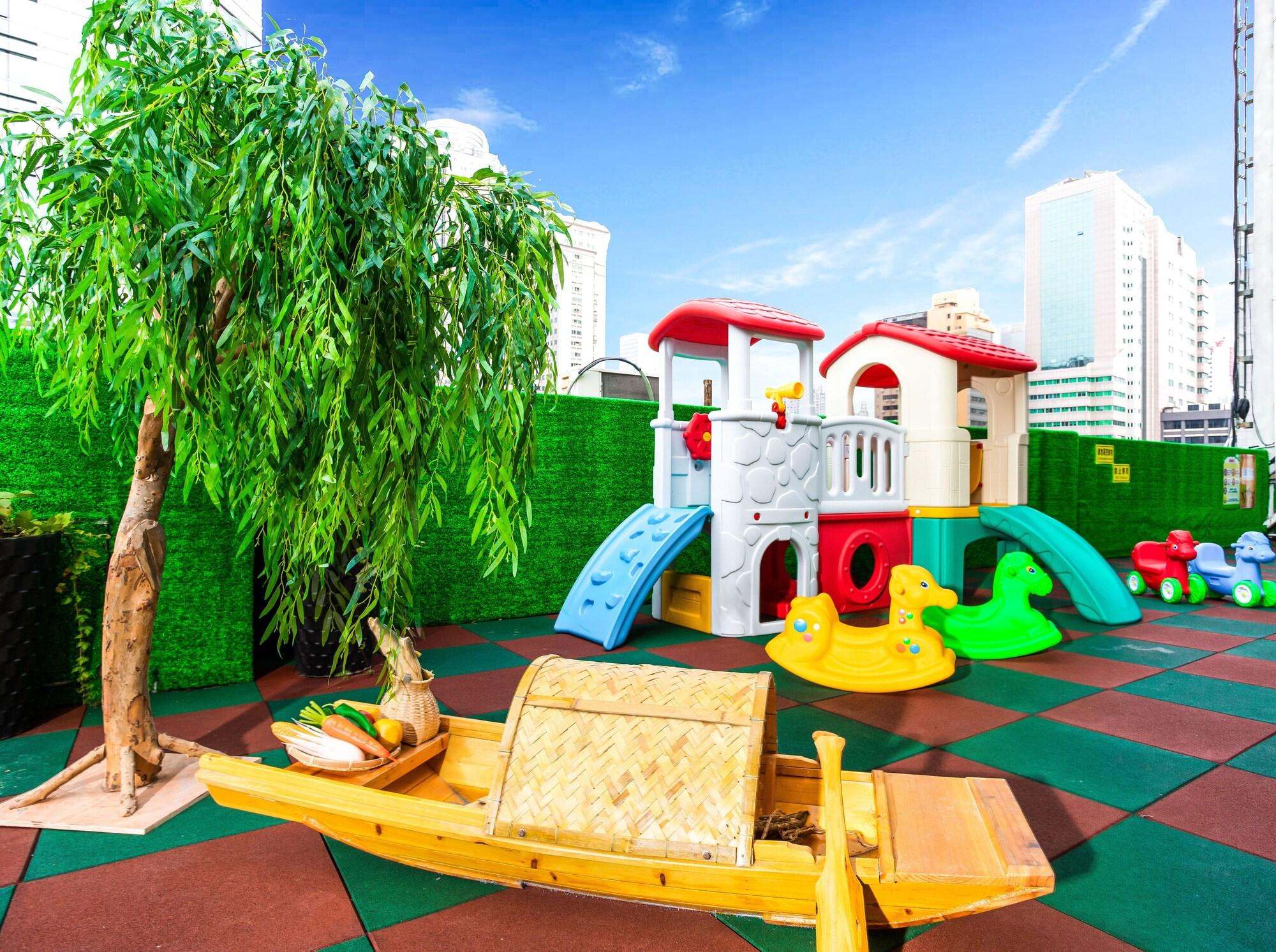 Vienna Hotel (Guangzhou Beijing Road Pedestrian Street Big Buddha Temple) 31/38
