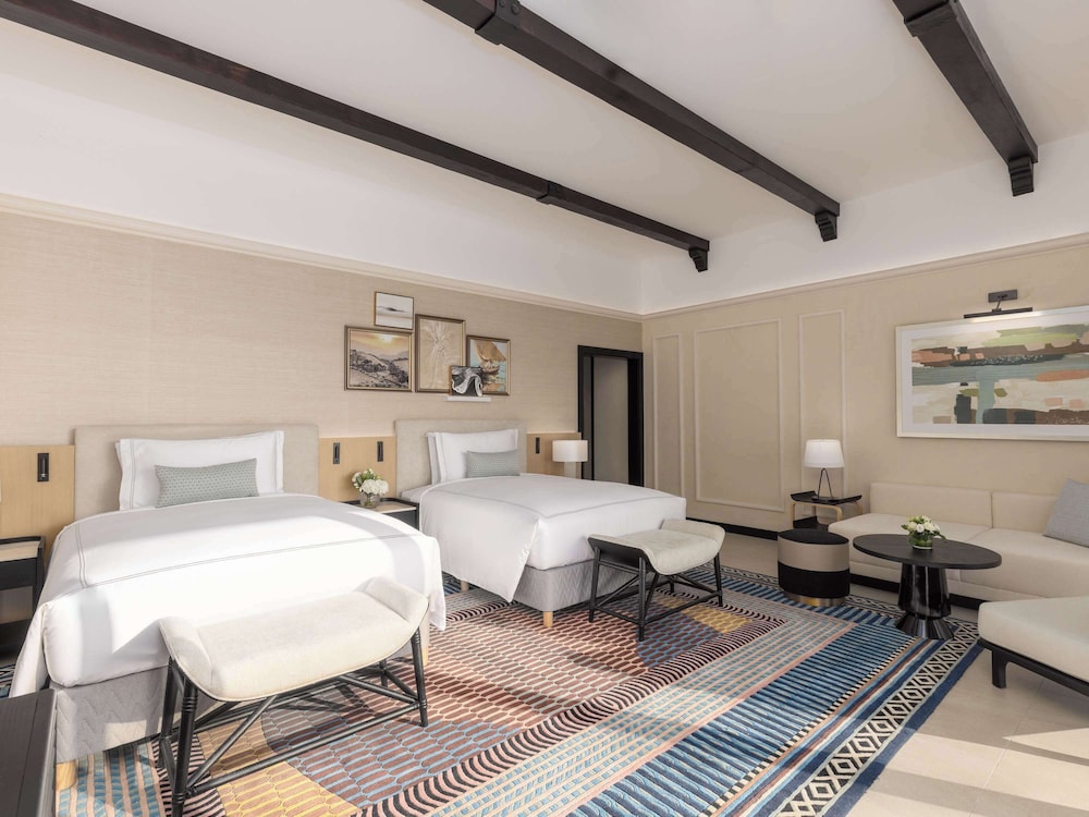 LUXURY TWO QUEEN ROOM WITH GARDEN VIEW