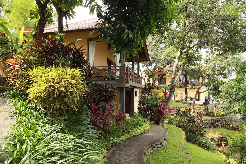 Puri Mangga Sea View Resort & Spa 59/66