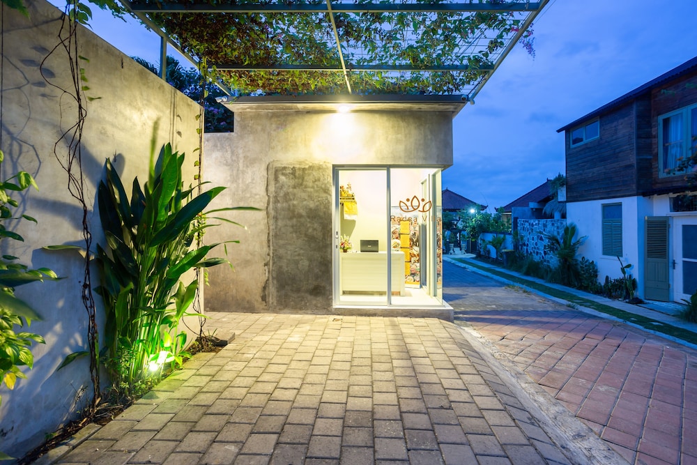 Radea Villa 56/61