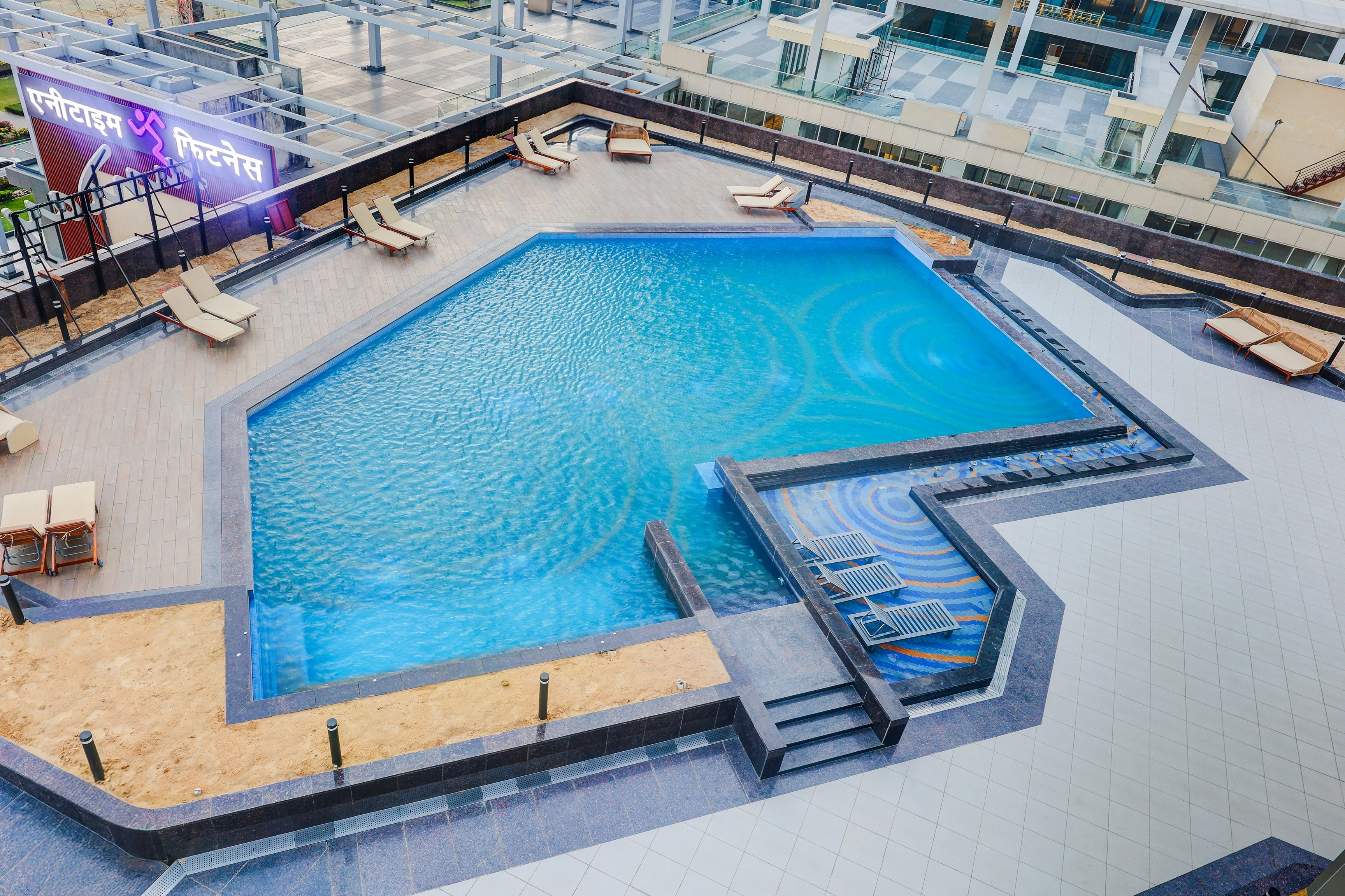 Sunday Hotel & Residence Gurgaon 21/50