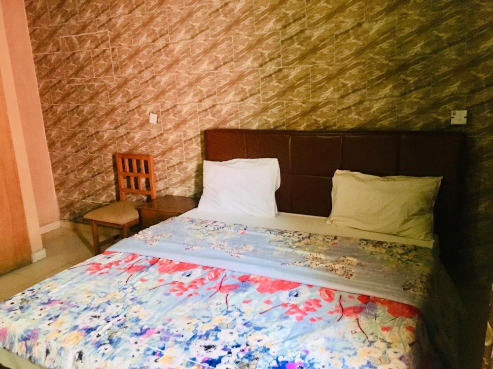 Lekki Central Hotel 6/21