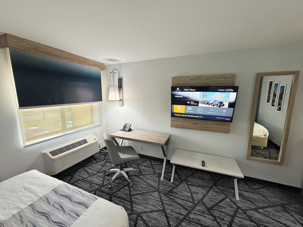 La Quinta Inn And Suites By Wyndham Nashville Franklin 36/46