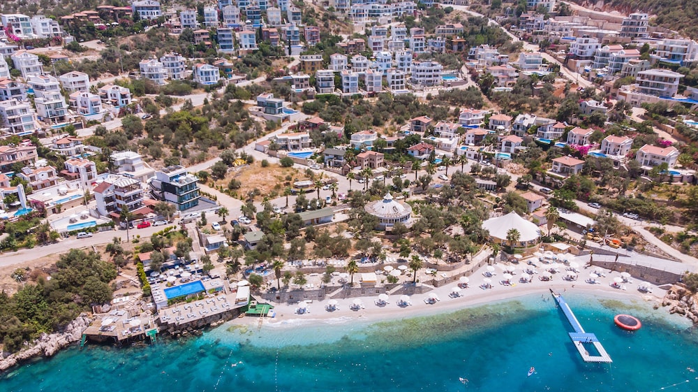 Kuluhana Hotel 44/50