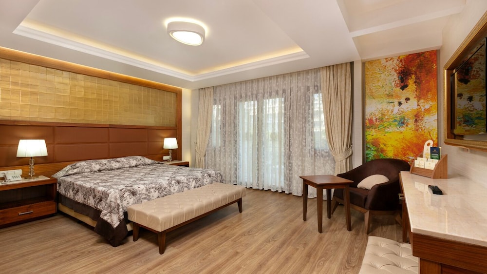 Club Hotel Phaselis Rose 10/50