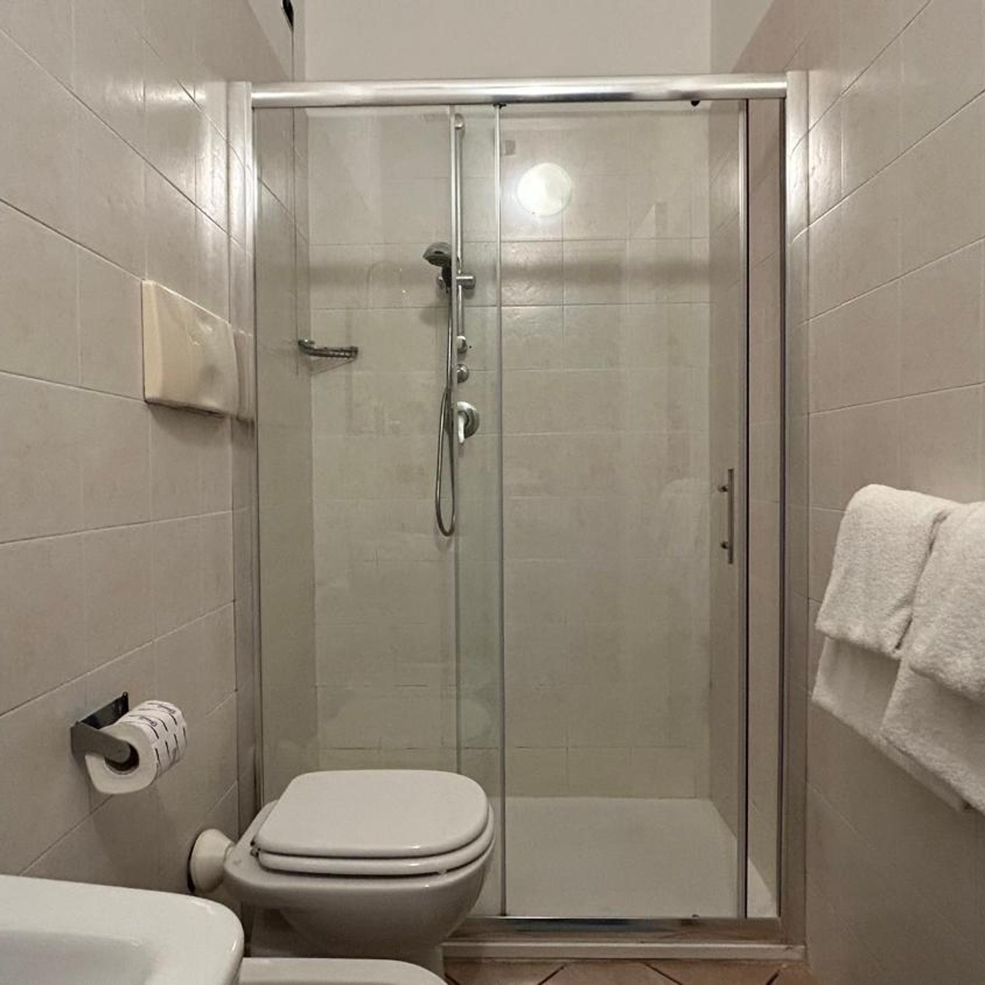 Albergo Salerno 43/50