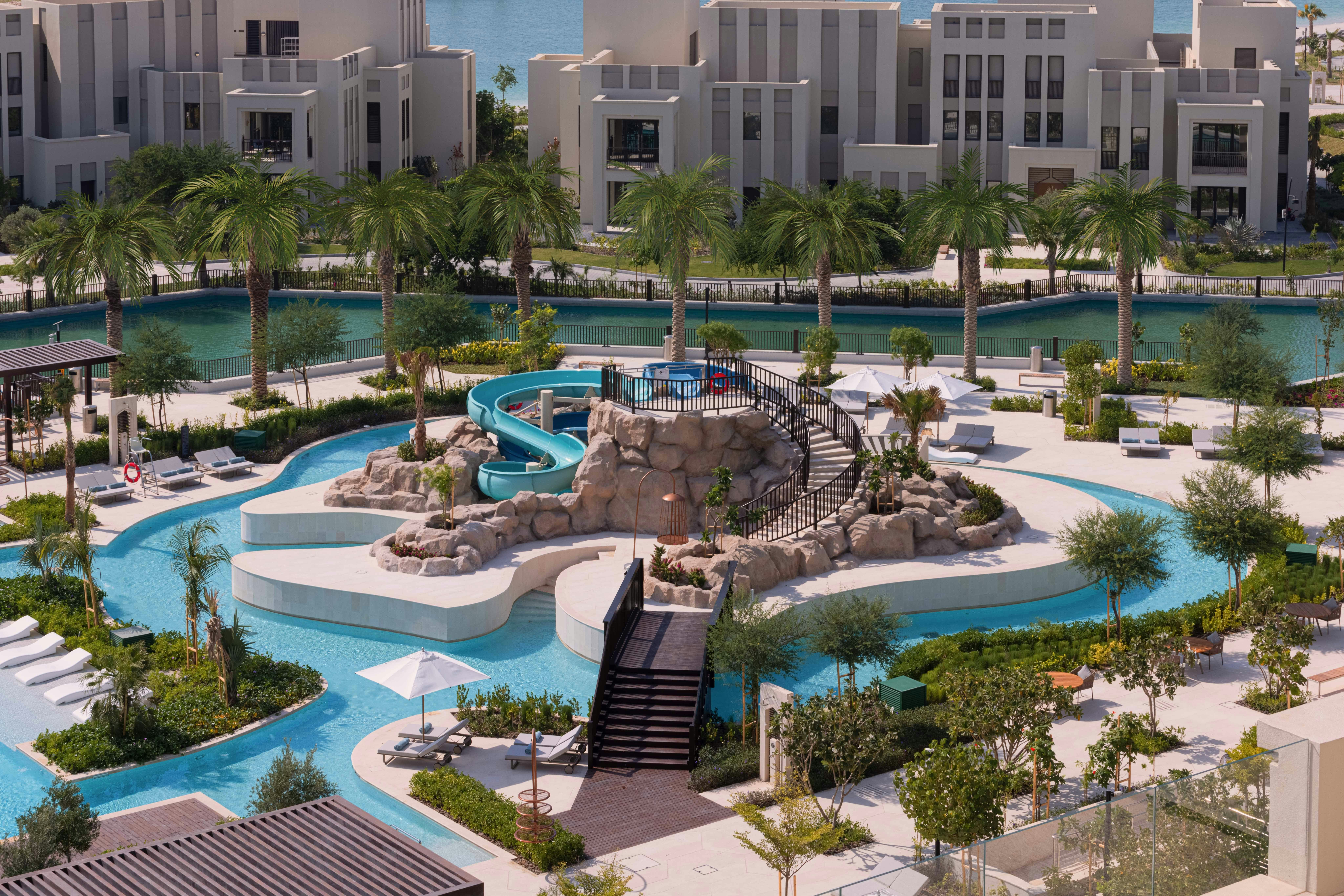 Jumeirah Gulf of Bahrain 26/34
