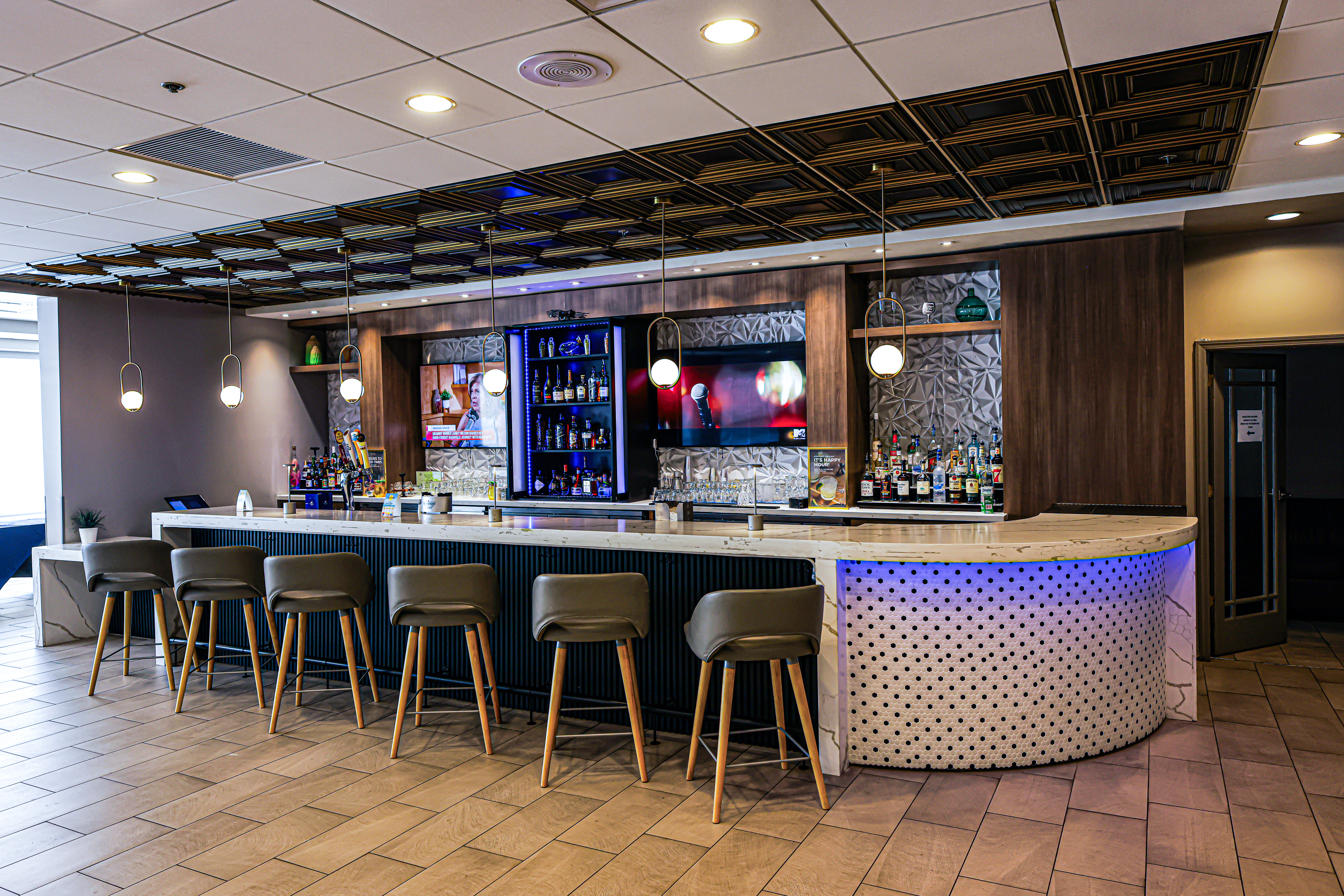 Holiday Inn Piscataway Somerset (Ex Radisson Hotel Piscataway) 59/81