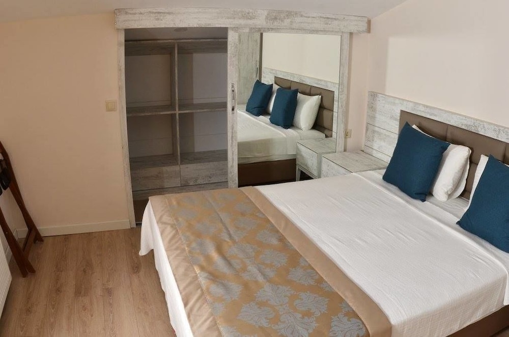 Tatlisu Kirtay Hotel 5/25