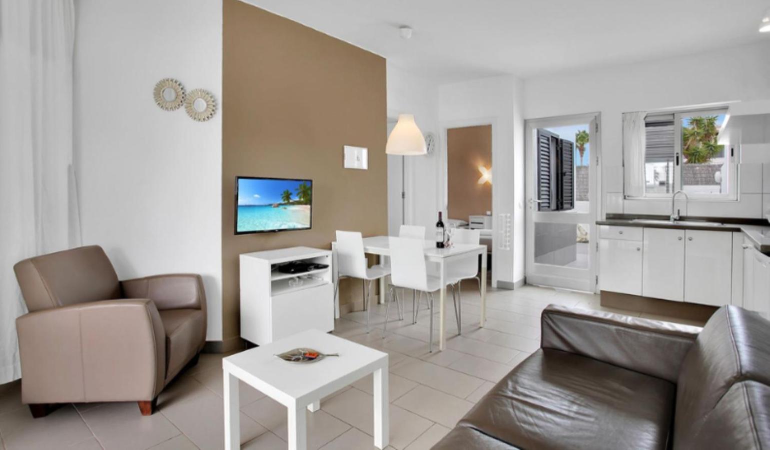 Apartamentos LIVVO Mar Azul 10/27