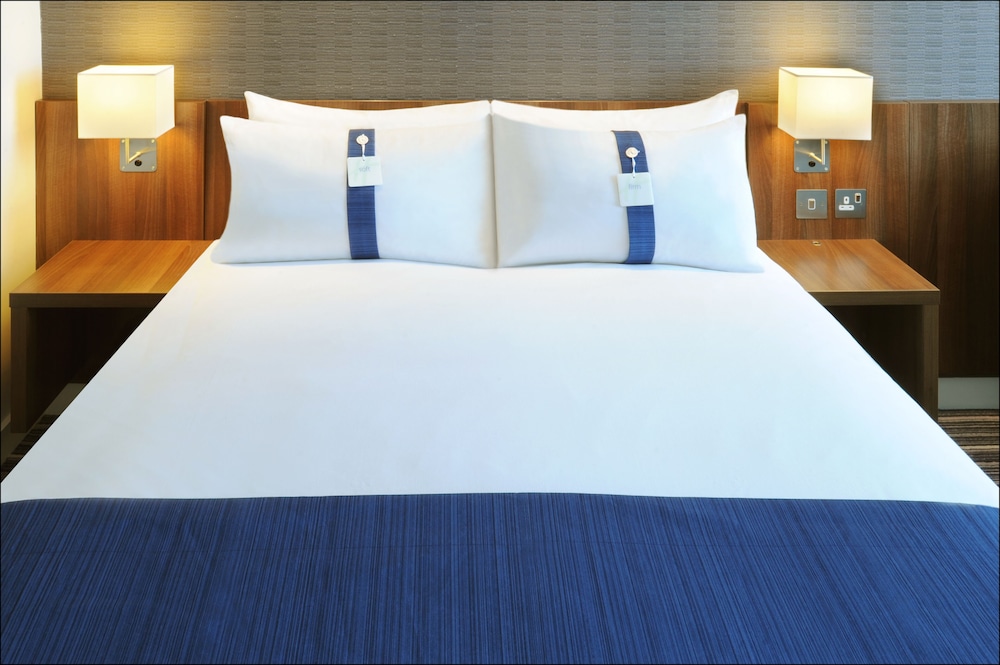 Holiday Inn Express Birmingham - Snow Hill 16/55